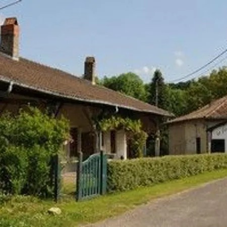 Cosy Au Coeur De La Foret D'argonne - Fr-1-585-139 Bed & Breakfast