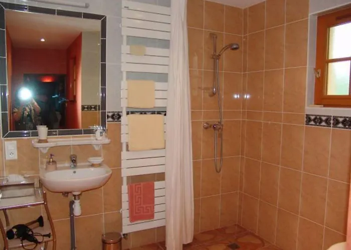 住宿加早餐酒店 Cosy Au Coeur De La Foret D'argonne - Fr-1-585-139